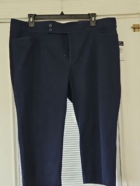 Chaps Navy Flat-Front Dress Capri